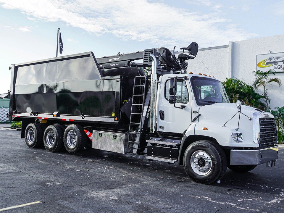 New 2025 Freightliner 114SD PLUS Grapple Truck #VP6238