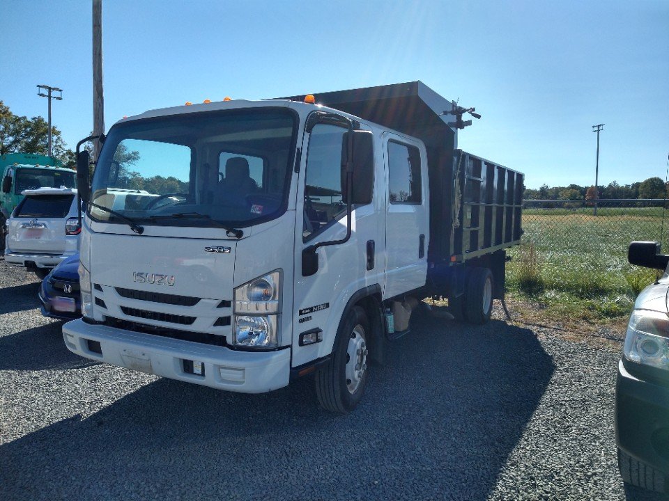 2021 Isuzu NRR - Non-CDL