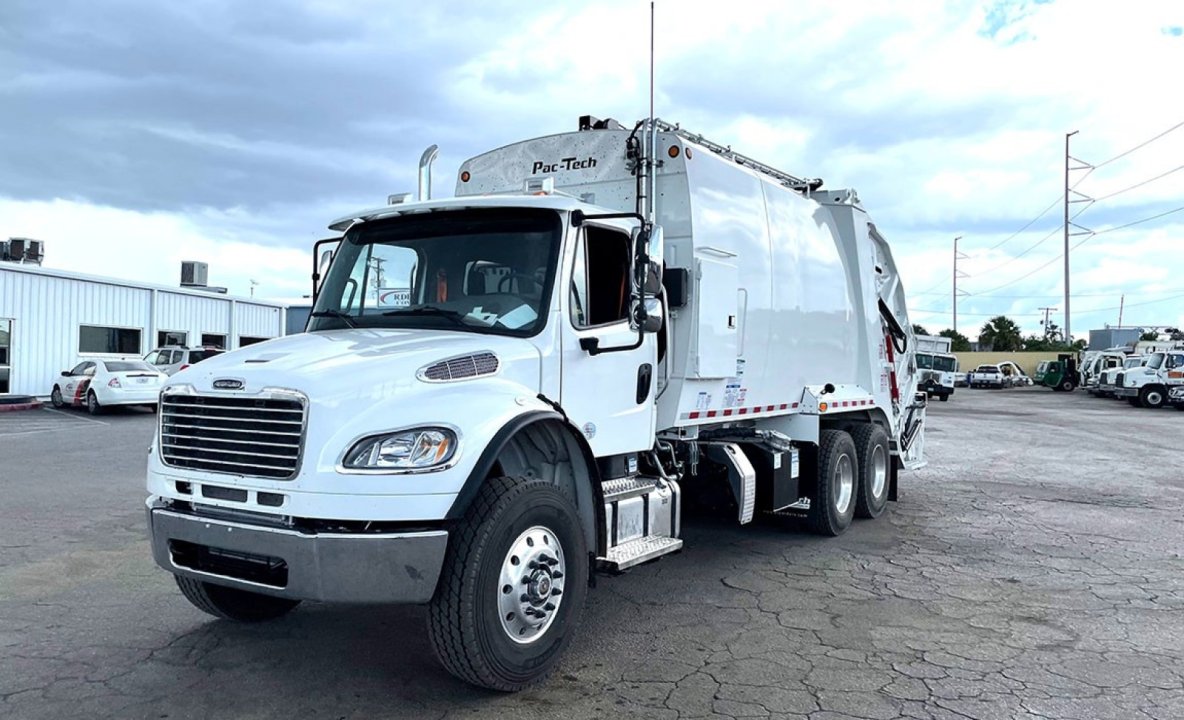 2022 Freightliner M2 106 - 25 Yard Pac Tech Rear Loader Garbage Truck