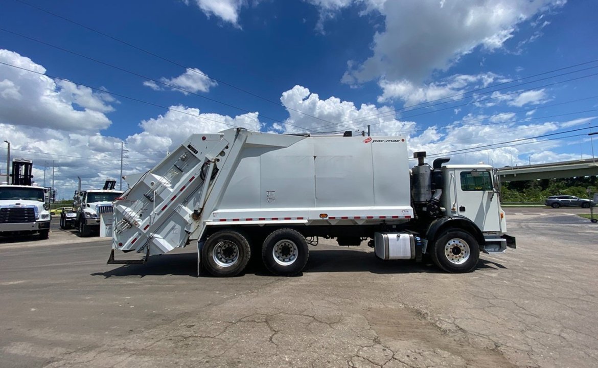 2022 Mack TE64 - 25 Yard Pac Mac Rear Loader Garbage Truck