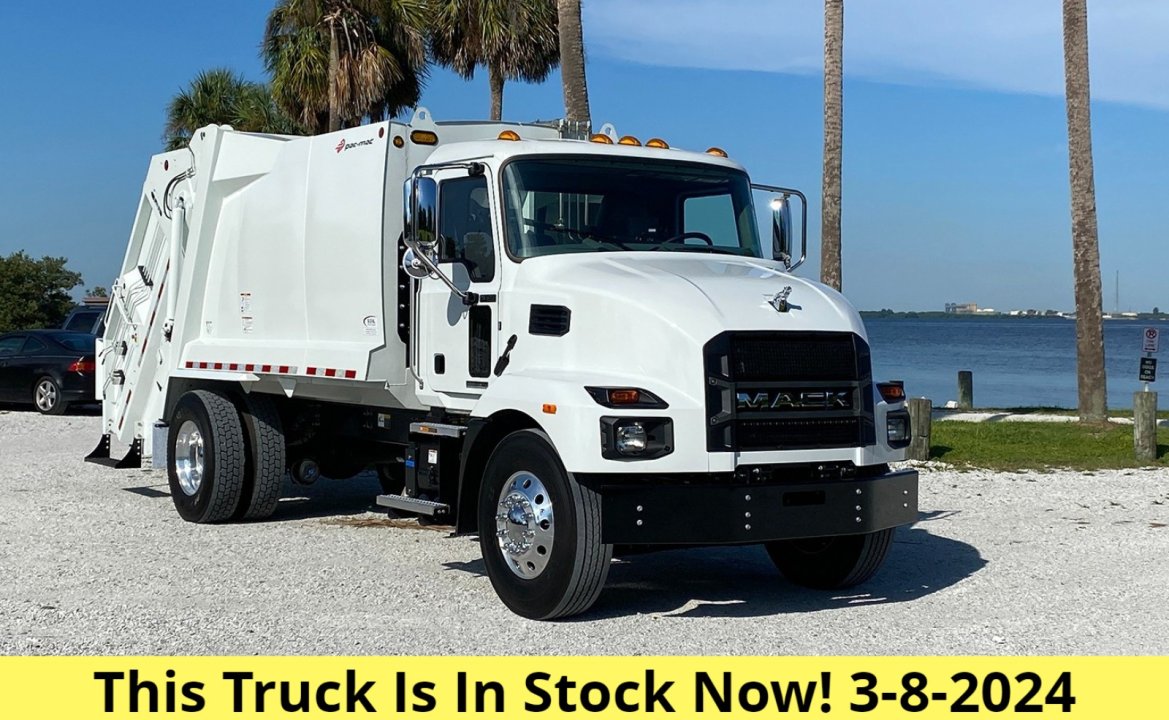 2024 Mack MD 642R - 13 yd Pac Mac Rear Loader Garbage Truck