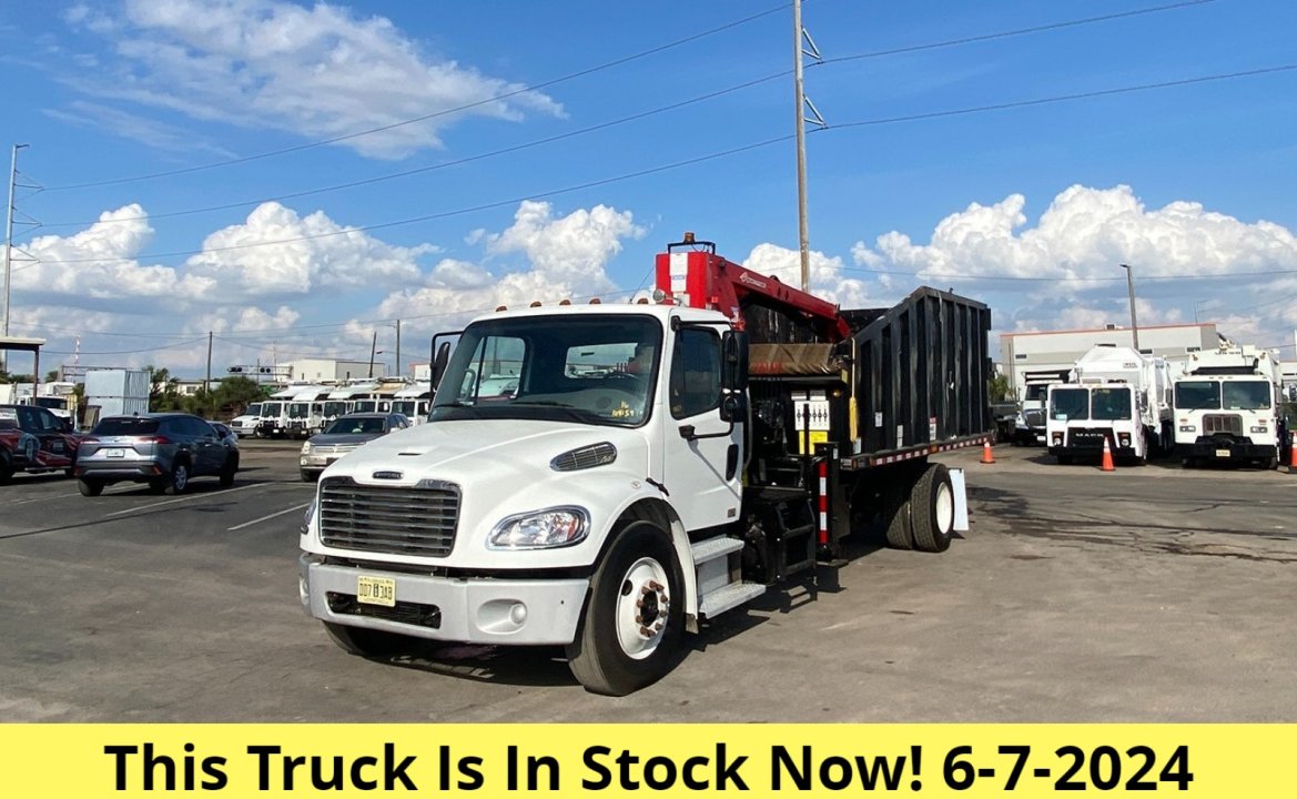 2023 Freightliner M2 106 - 28 yd PacMac Grapple Truck