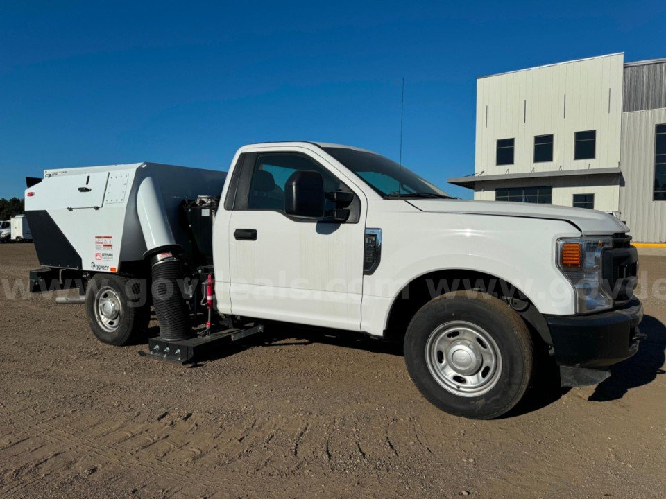 2020 Ford F-250 SD XL OSPREY NITEHAWK STREET SWEEPER