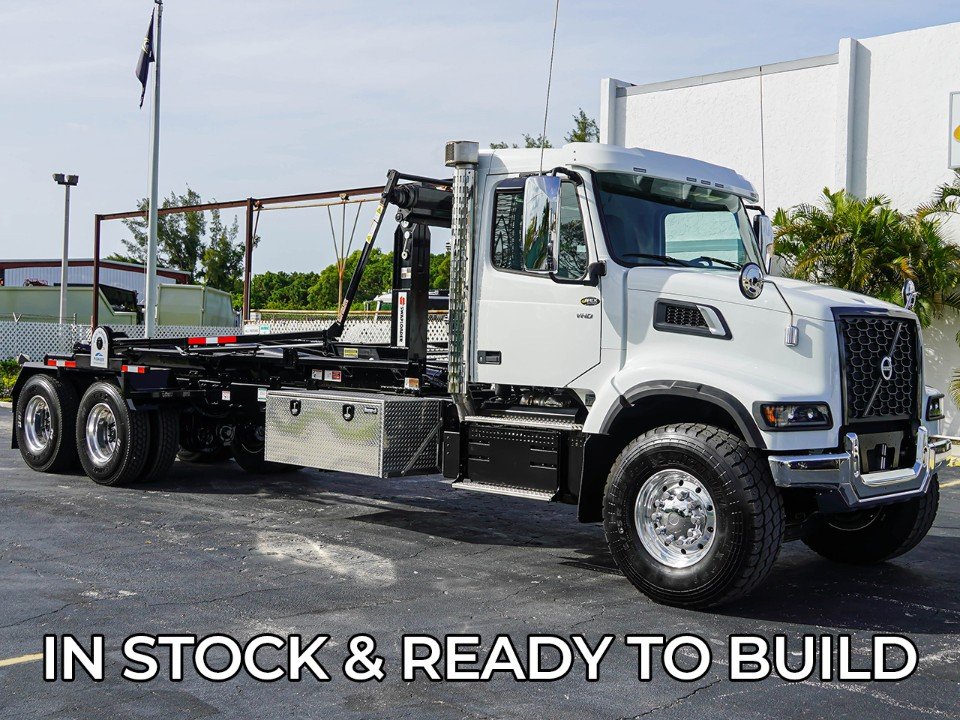 New 2025 Volvo VHD64F Hooklift Truck #673219