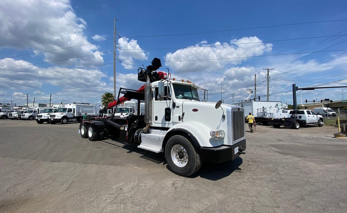 2014 Peterbilt 365 - 60,000 lb. American Roll-off - Palfinger Grapple Truck