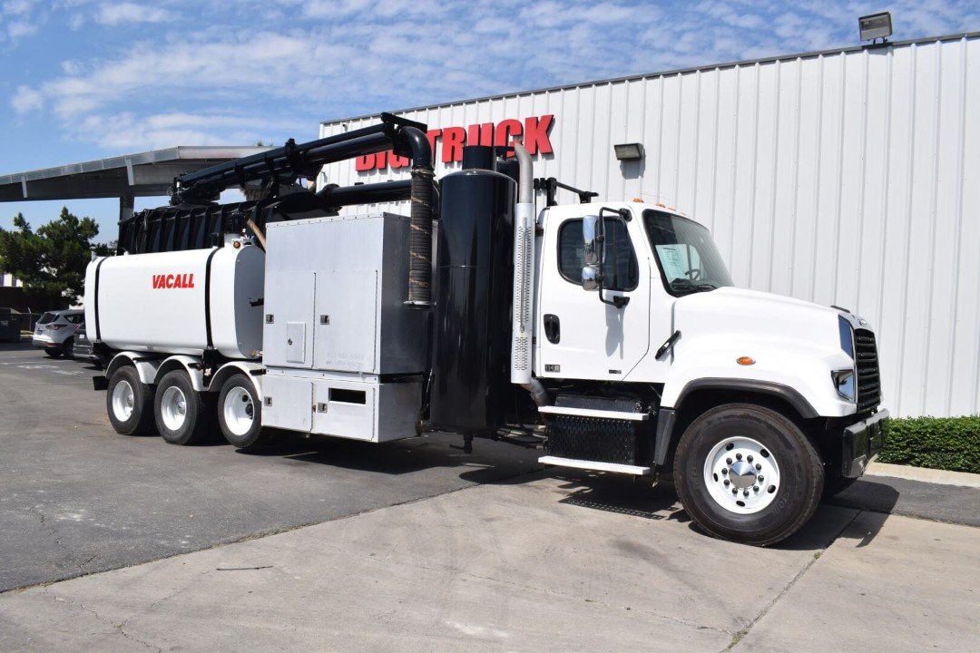 2015 Freightliner 114SD Vacall All Excavate 1213 Hydro Excavation Truck