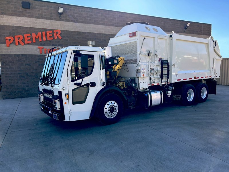 TT1036 - 2023 MACK LR64 AUTOMATED SIDE LOADER