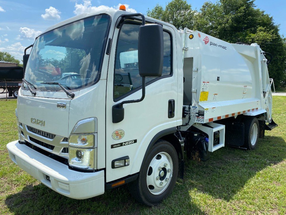 NEW - 2024 Isuzu 8yd Pac-Mac Rear Loader Available!