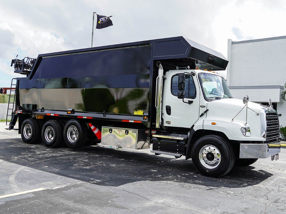 New 2025 Freightliner 114SD PLUS Grapple Truck #VP6239