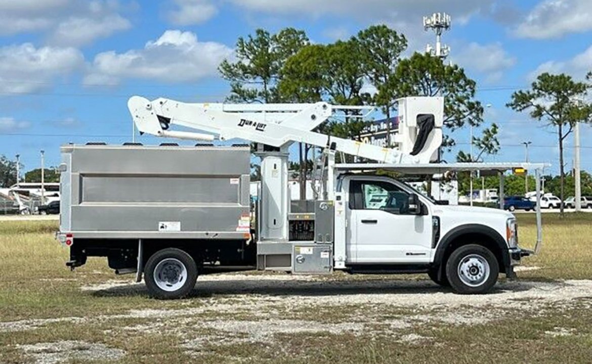 2023 Ford F-600XL - 9'9 Dur-A-Lift DTAX-45FP 50' Working Height Aerial Lift 9'9 Chip