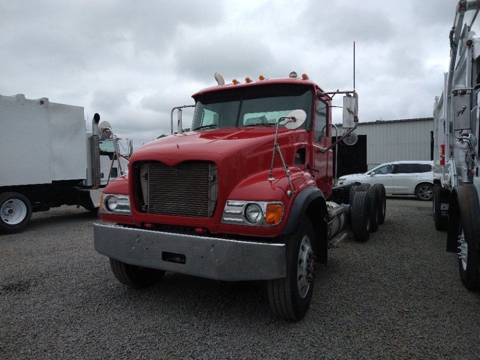 2007 Mack CV713