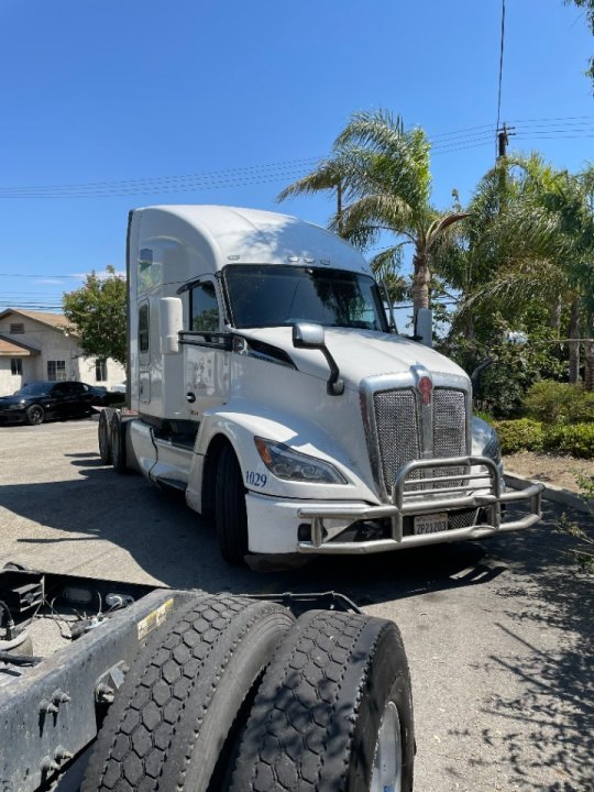 2023 Kenworth T680 Tractor 107016