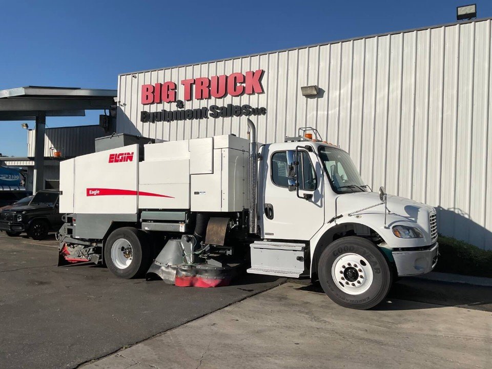 2017 Freightliner M2 Elgin Eagle Waterless Street Sweeper