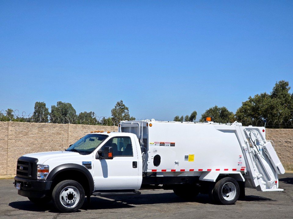 2008 Ford F550 New Way 8 Yard Rear Loader