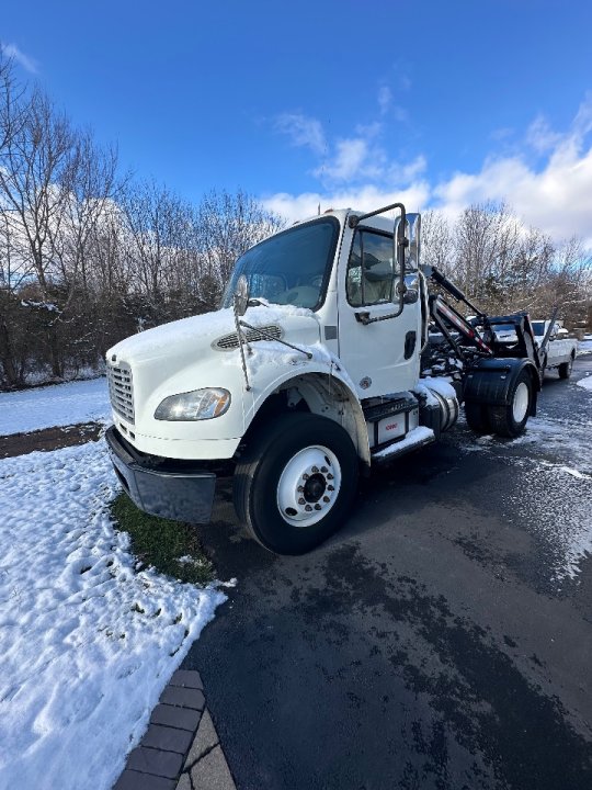 2016 freightliner m2 delivery truck