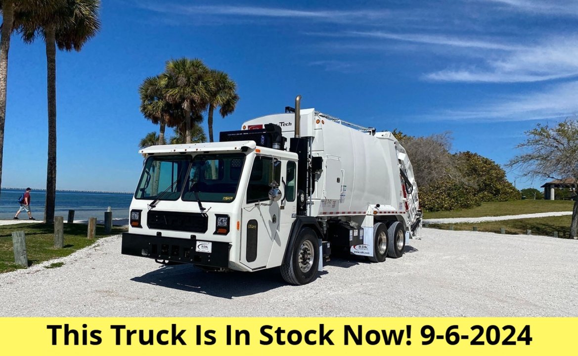 2024 Battle Motors LET2 - 25 yd Pac Tech Rear Loader Garbage Truck