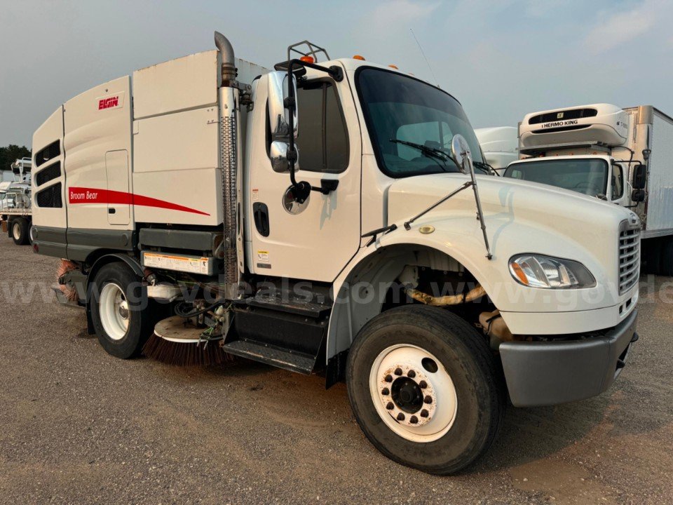 2011 Freightliner Elgin Street Sweeper