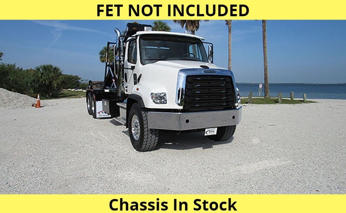 2025 Freightliner 114SD - 60,000 lb Pac Mac Roll Off Truck