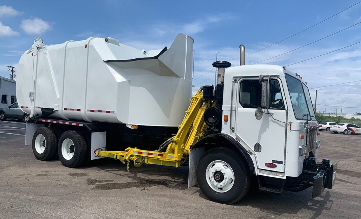 2012 Peterbilt 320 - 30 yd Heil Side Loader Garbage Truck