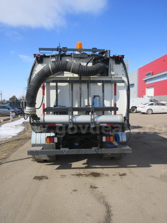 2017 Peterbilt COE 220 Street Sweeper